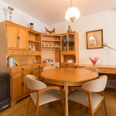 Sancho Abarca Ref. 1072 Apartment