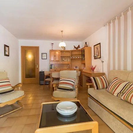Apartment Sancho Abarca Ref. 1072 *